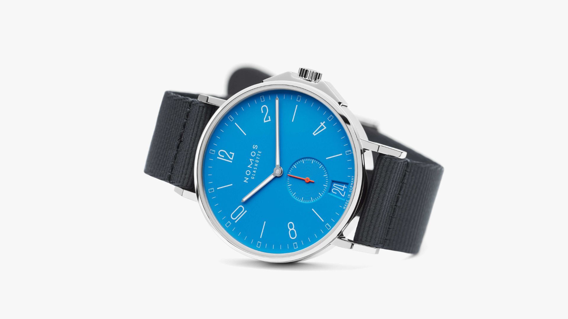 Nomos Ahoi Datum Signalblau kaufen 554 Juwelier Techel Darmstadt