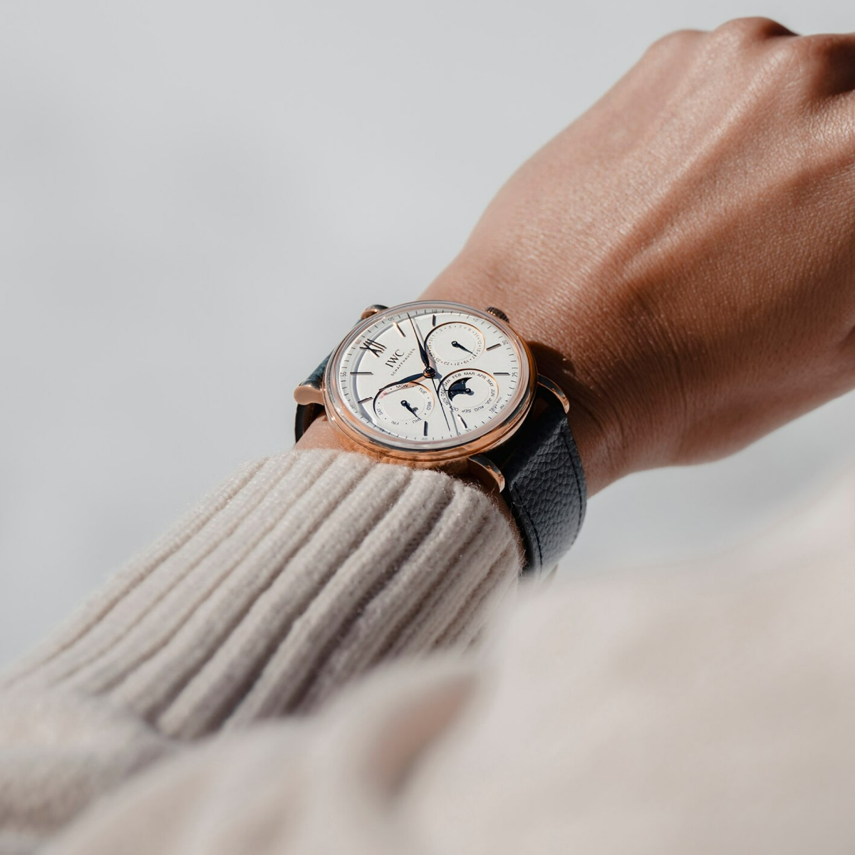 Moon Phase Iwc Portofino Ewiger Kalender IWC Portofino Yellow Gold White  1990 Switzerland Wristwatches